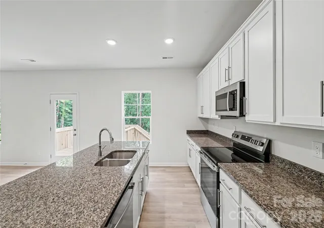 Homes for sale in Iron Station, NC | 4424 Mountain Creek Rd, Iron Station, NC 28080 | MLS# 4386175