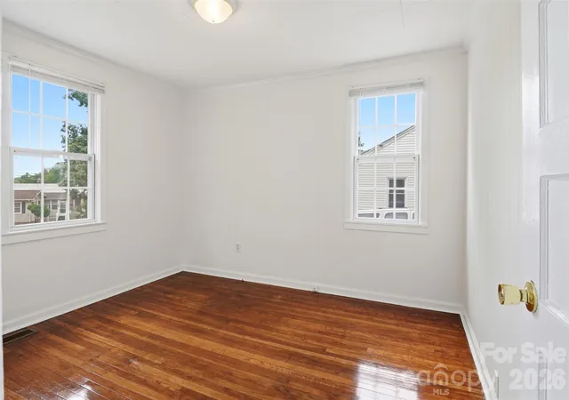Photo 5 of Single family home for sale at 128 Ella St, Chester, SC 29706 | MLS# 4386203 | Listing updated on 2026-07-29