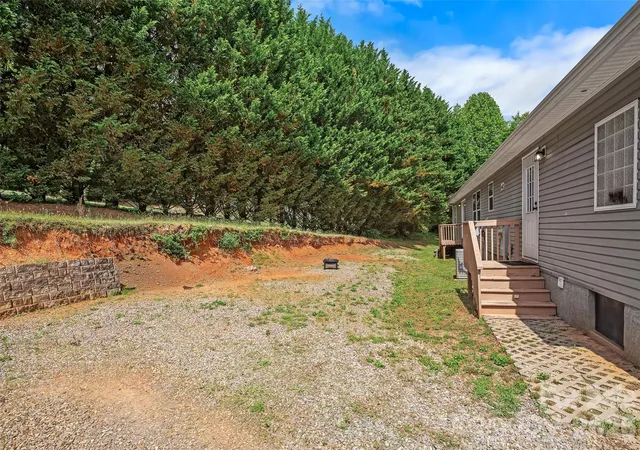 24th image of 11 Misty Ln, Candler, NC 28715 | MLS# 4386255