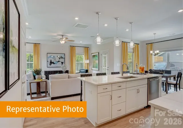 3rd image of 4236 Ruth Creek Ct, Charlotte, NC 28216 | MLS# 4386261