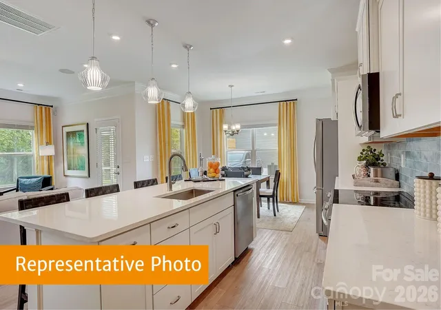 4th image of 4236 Ruth Creek Ct, Charlotte, NC 28216 | MLS# 4386261