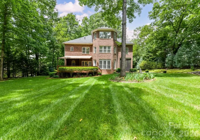 3rd image of 11615 Hidden Forest Ln, Davidson, NC 28036 | MLS# 4386264