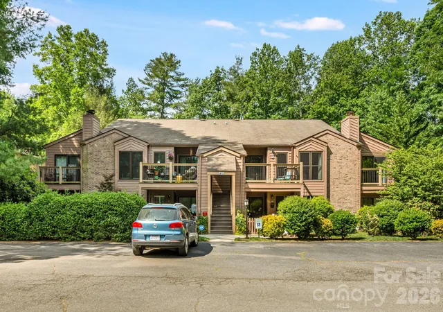 Homes for sale in Asheville, NC | 60 Ravencroft Ln, Asheville, NC 28803 | MLS# 4386269