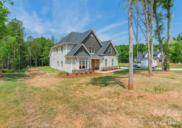 Homes for sale in Rock Hill, SC | 227 Heartland Dr, Rock Hill, SC 29732 | MLS# 4386282