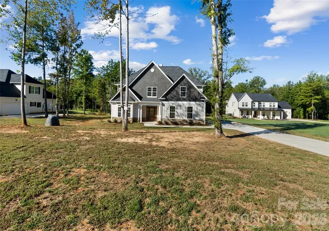 Photo 3 of Single family home for sale at 227 Heartland Dr, Rock Hill, SC 29732 | MLS# 4386282 | Listing updated on 2026-10-08