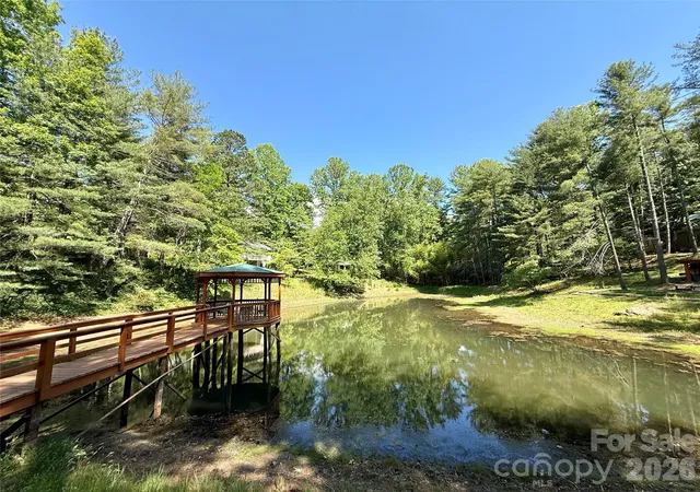 Homes for sale in Flat Rock, NC | 10 Lakemont Cottage Trl #10A, Flat Rock, NC 28731 | MLS# 4386304