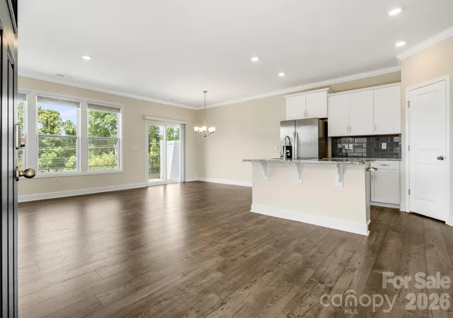 3rd image of 124 Creekview Rd, Hendersonville, NC 28792 | MLS# 4386326