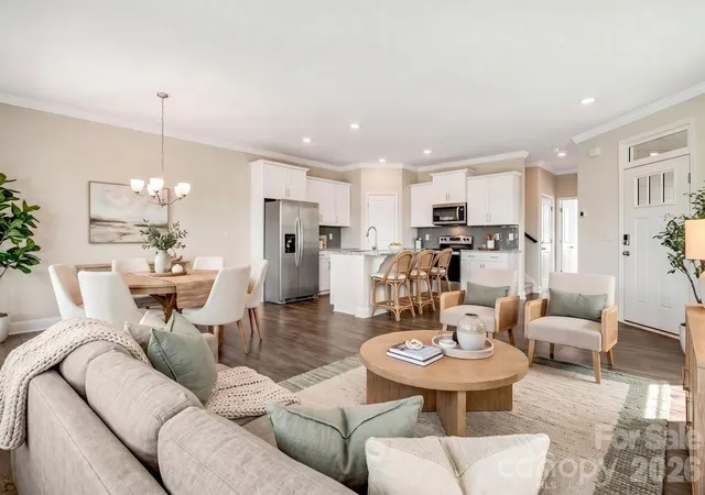 5th image of 124 Creekview Rd, Hendersonville, NC 28792 | MLS# 4386326
