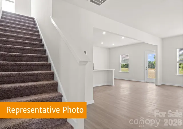 3rd image of 4235 Ruth Creek Ct, Charlotte, NC 28216 | MLS# 4386338