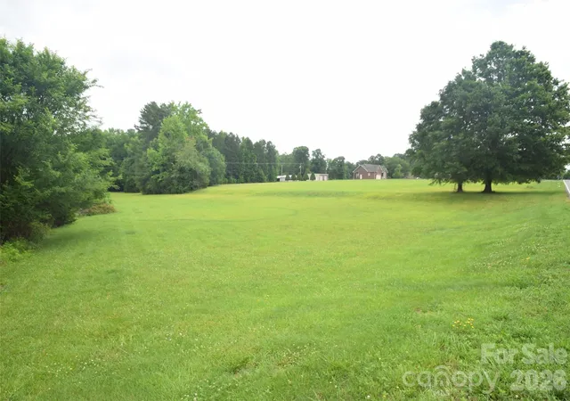 2nd image of 14033 Thompson Rd, Mint Hill, NC 28227 | MLS# 4386349