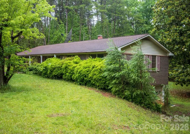 Photo 4 of Single family home for sale at 1225 Moss Rd, Rutherfordton, NC 28139 | MLS# 4386364 | Listing updated on 2026-09-08