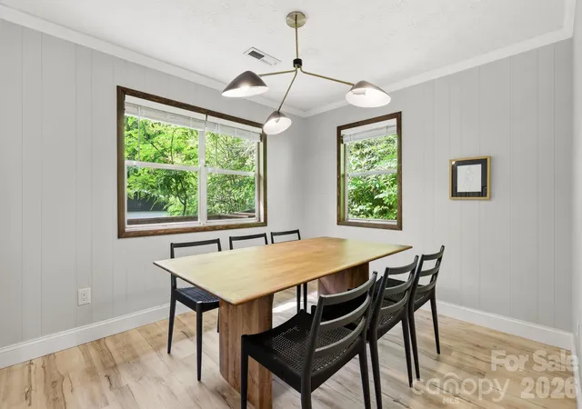 Photo 4 of Single family home for sale at 182 Saw Branch Rd, Candler, NC 28715 | MLS# 4386375 | Listing updated on 2026-09-22