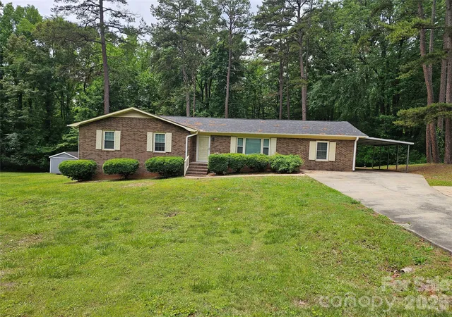 Photo 1 of Sale Pending at 218 Hall St, Salisbury, NC 28144 | MLS# 4386378 | Listing updated on 2026-07-06