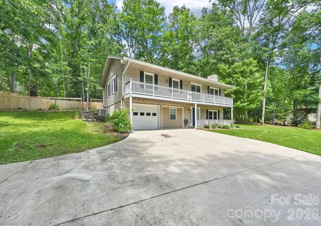 4th image of 11 Greenwood Acres Dr, Mills River, NC 28759 | MLS# 4386394