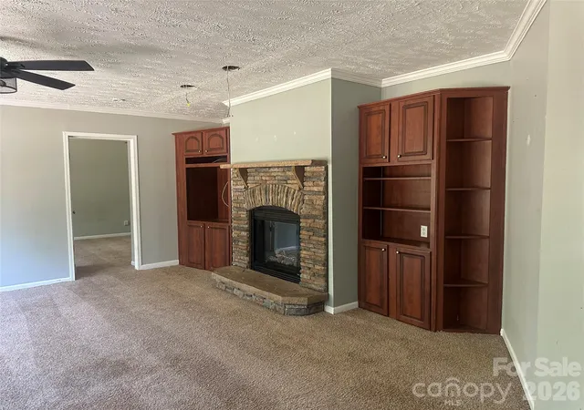 Homes for sale in Newton, NC | 2410 Annwood Ct, Newton, NC 28658 | MLS# 4386397
