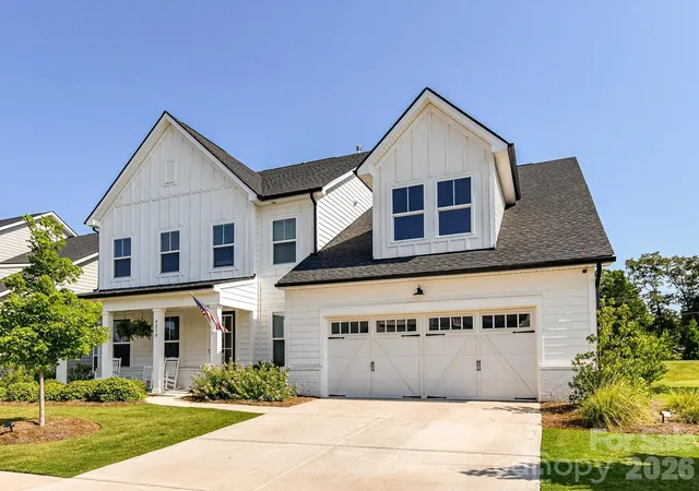 Homes for sale in Fort Mill, SC | 4230 Tournette Dr, Fort Mill, SC 29707 | MLS# 4386424
