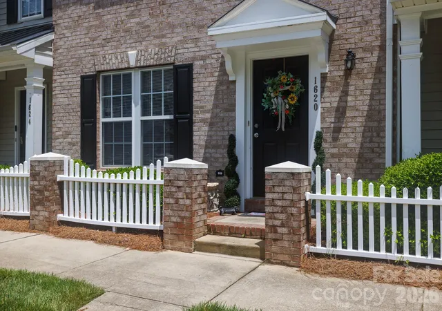 4th image of 1620 Chamberside Dr, Rock Hill, SC 29730 | MLS# 4386425