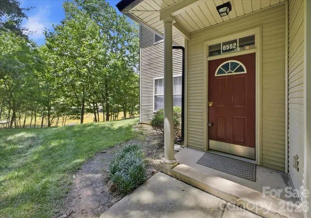 3rd image of 6552 Quarterbridge Ln, Charlotte, NC 28262 | MLS# 4386437