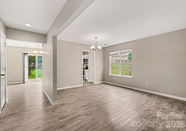 4th image of 3013 Robin Terry Ct, Charlotte, NC 28208 | MLS# 4386475
