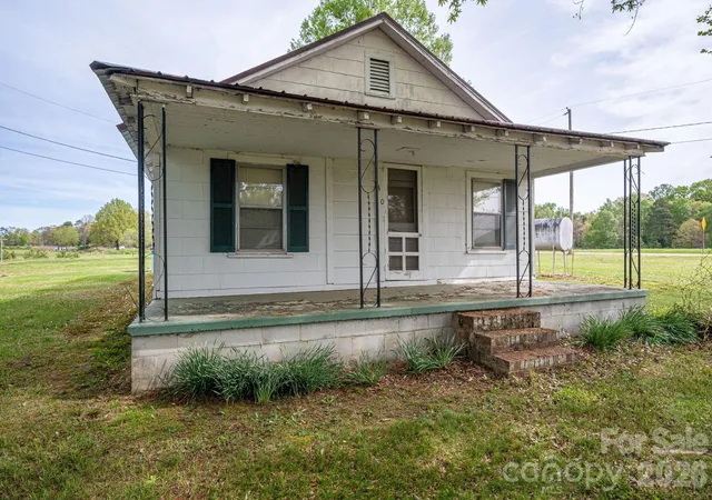 Homes for sale in Vale, NC | 7440 W Nc 27 Hwy, Vale, NC 28168 | MLS# 4386552