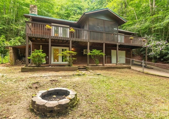 Photo 2 of Single family home for sale at 4105 Pickens Hwy, Rosman, NC 28772 | MLS# 4386563 | Listing updated on 2026-08-25