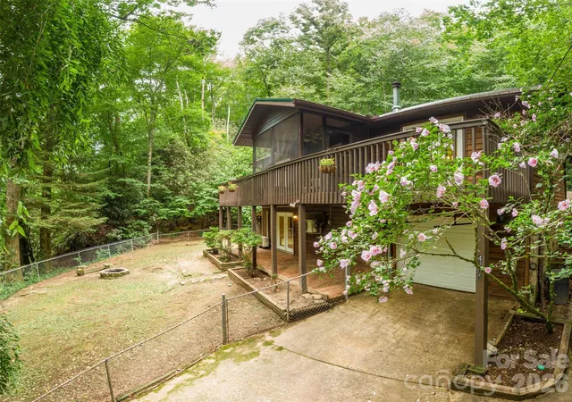 Photo 3 of Single family home for sale at 4105 Pickens Hwy, Rosman, NC 28772 | MLS# 4386563 | Listing updated on 2026-08-25