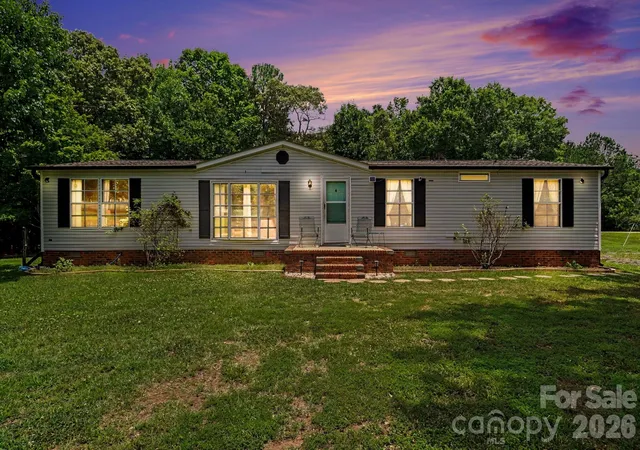Photo 1 of Single family home for sale at 4665 Blade Run Rd, Edgemoor, SC 29712 | MLS# 4386564 | Listing updated on 2026-08-14