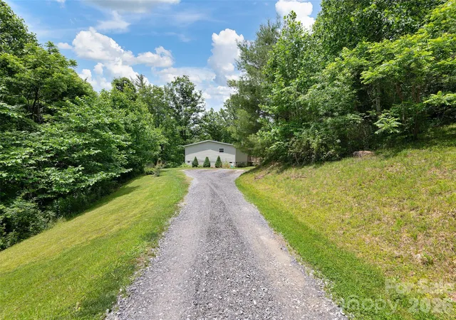 Homes for sale in Clyde, NC | 166 Indian Springs Rd, Clyde, NC 28721 | MLS# 4386588