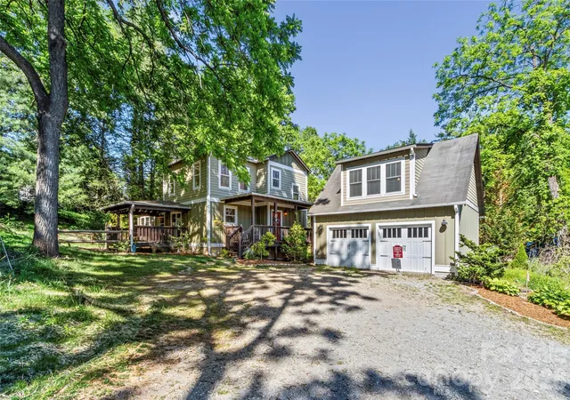 3rd image of 5 Fieldtop Ln, Arden, NC 28704 | MLS# 4386658