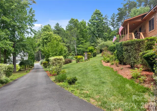 3rd image of 214 Harbor Ridge Dr, Connelly Springs, NC 28612 | MLS# 4386674