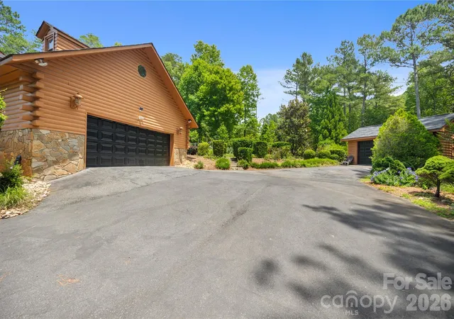 5th image of 214 Harbor Ridge Dr, Connelly Springs, NC 28612 | MLS# 4386674