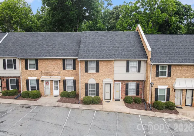 Homes for sale in Charlotte, NC | 3720 Park Rd #L, Charlotte, NC 28209 | MLS# 4386693