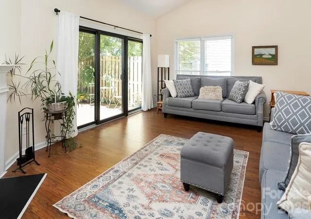 Photo 3 of Townhouse for sale at 5935 Fitzwilliams Ln, Charlotte, NC 28270 | MLS# 4386781 | Listing updated on 2026-09-22