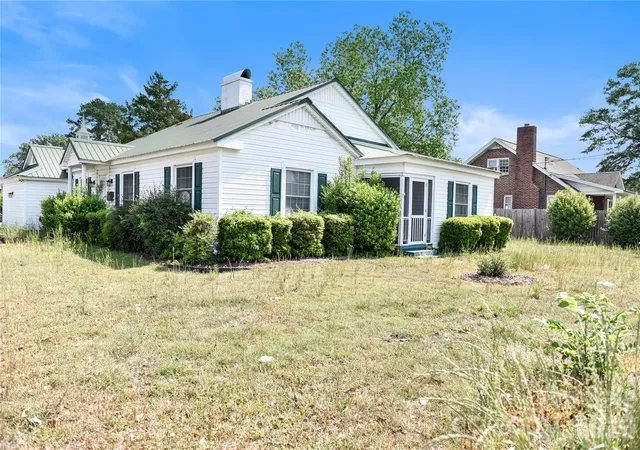 4th image of 500 Godwin Ave, Lumberton, NC 28358 | MLS# 4386783
