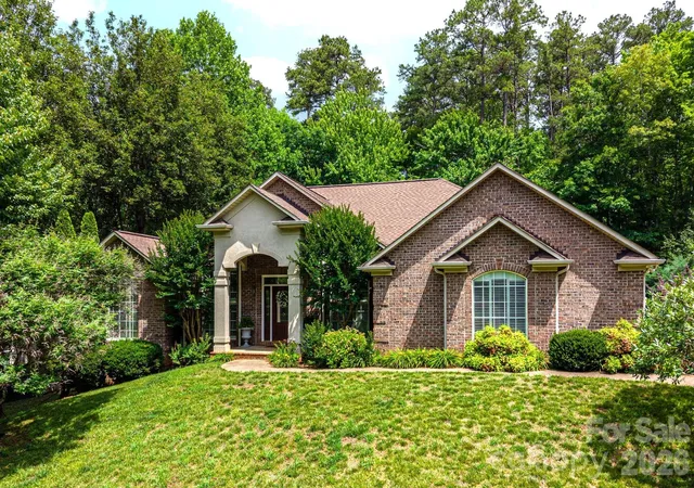 1st image of 116 28th Ave Nw, Hickory, NC 28601 | MLS# 4386796