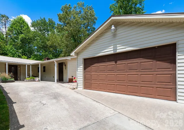 Photo 3 of Single family home for sale at 45 And 54 Forsythe Ln, Waynesville, NC 28785 | MLS# 4386797 | Listing updated on 2026-09-28