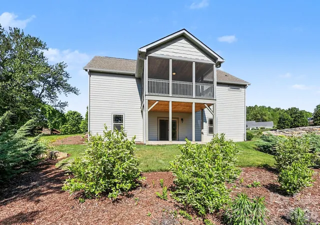 5th image of 168 Triple Fairways Dr, Hendersonville, NC 28739 | MLS# 4386807