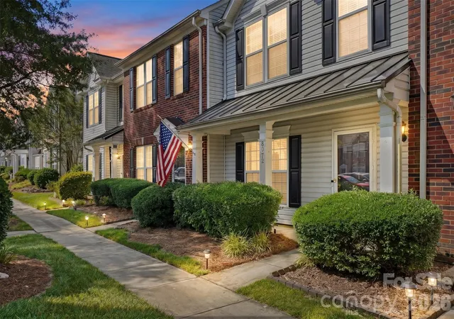 Homes for sale in Matthews, NC | 6072 Sapwood Ct, Matthews, NC 28104 | MLS# 4386827