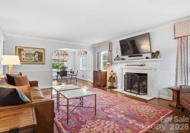 Photo 2 of Single family home for sale at 733 Stanfield Dr, Charlotte, NC 28210 | MLS# 4386854 | Listing updated on 2026-08-25