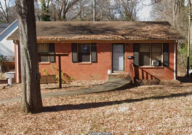 1st image of 930 Davenport St, Charlotte, NC 28208 | MLS# 4386873