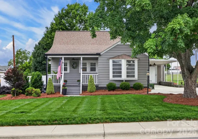 Homes for sale in Salisbury, NC | 1016 Raney St, Salisbury, NC 28146 | MLS# 4386876