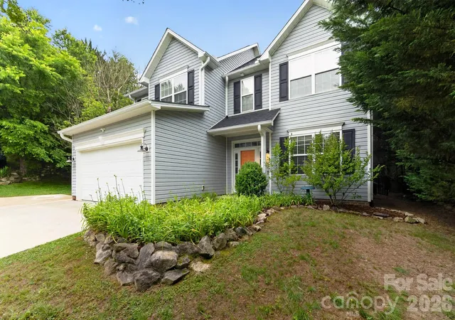 1st image of 11 Peppermill Dr, Asheville, NC 28804 | MLS# 4386908
