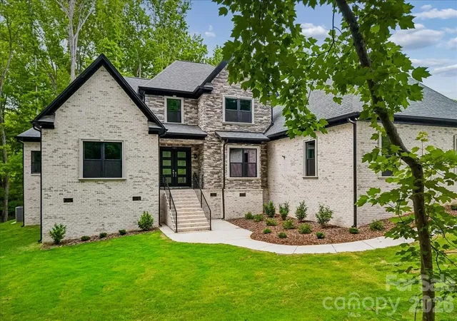 1st image of 641 Cottonfield Cir, Waxhaw, NC 28173 | MLS# 4386937