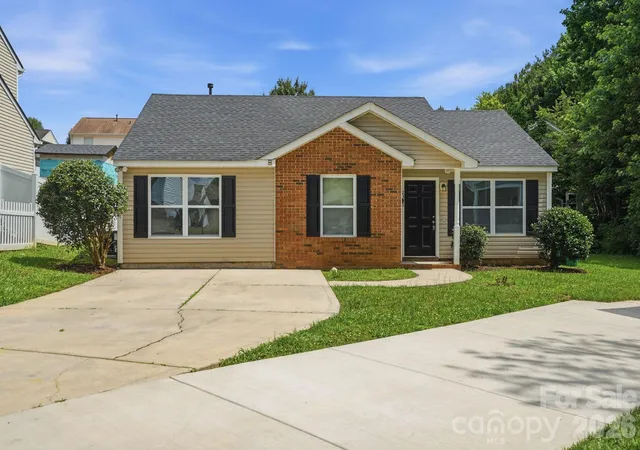 1st image of 2306 Jordi Wy, Charlotte, NC 28213 | MLS# 4386952