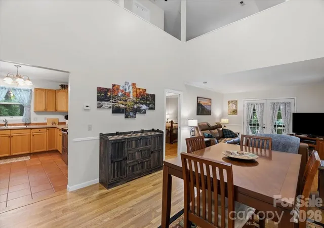 Photo 3 of Single family home for sale at 122 Arnold Hts, Waynesville, NC 28786 | MLS# 4386984 | Listing updated on 2026-10-09