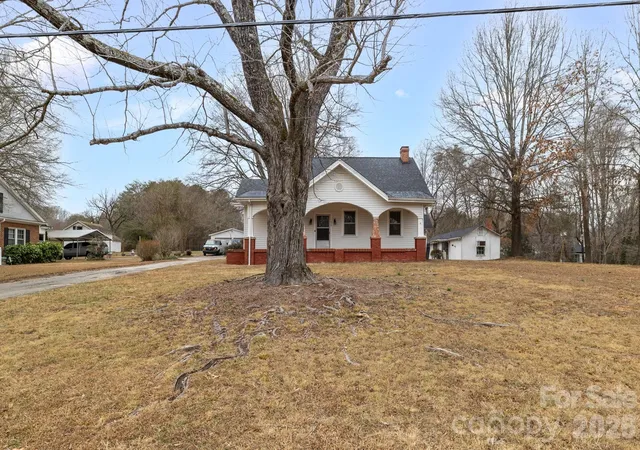 2nd image of 1820 S Park Dr, Reidsville, NC 27320 | MLS# 4387015