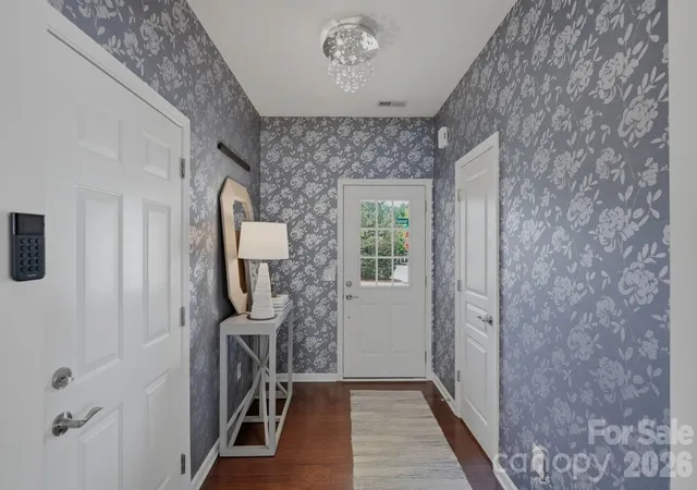 5th image of 2403 Diplomat Ln, Charlotte, NC 28210 | MLS# 4387067