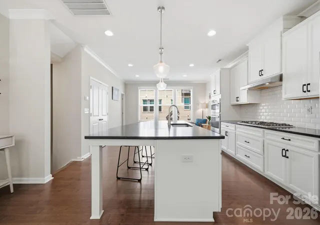 3rd image of 507 Upper Stone Cir, Charlotte, NC 28211 | MLS# 4387070