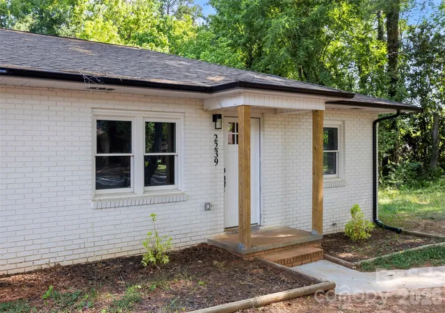 2nd image of 2237 2239 Catawba Heights Rd, Lincolnton, NC 28092 | MLS# 4387078