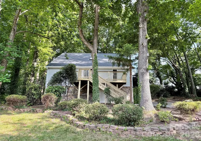 Photo 1 of Single family home for sale at 21123 Rio Oro Dr, Cornelius, NC 28031 | MLS# 4387095 | Listing updated on 2026-10-03
